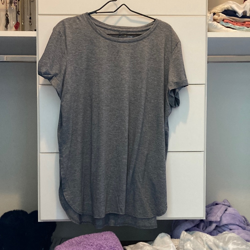 Gray athletic shirt with cutout sides